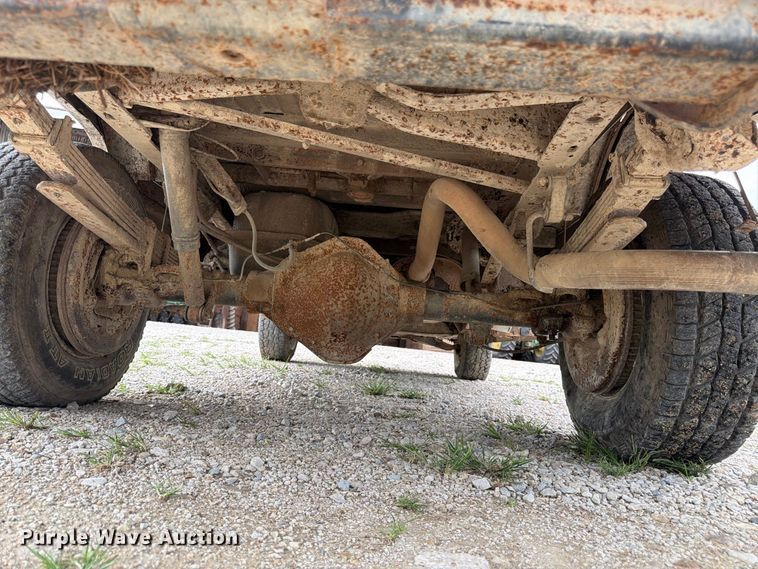 image for item FK3467 2000 Chevrolet K3500 pickup truck