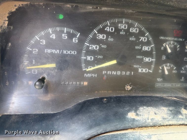 image for item FK3467 2000 Chevrolet K3500 pickup truck