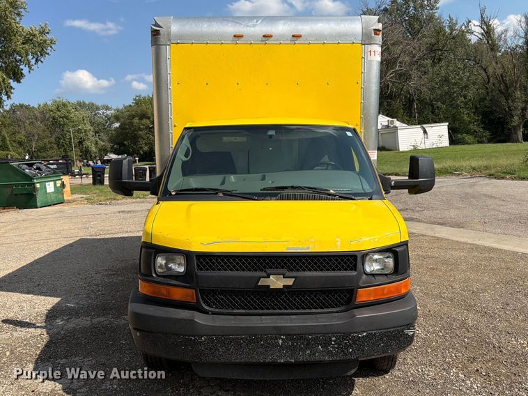 image for item FK3469 2012 Chevrolet Express G3500 box truck