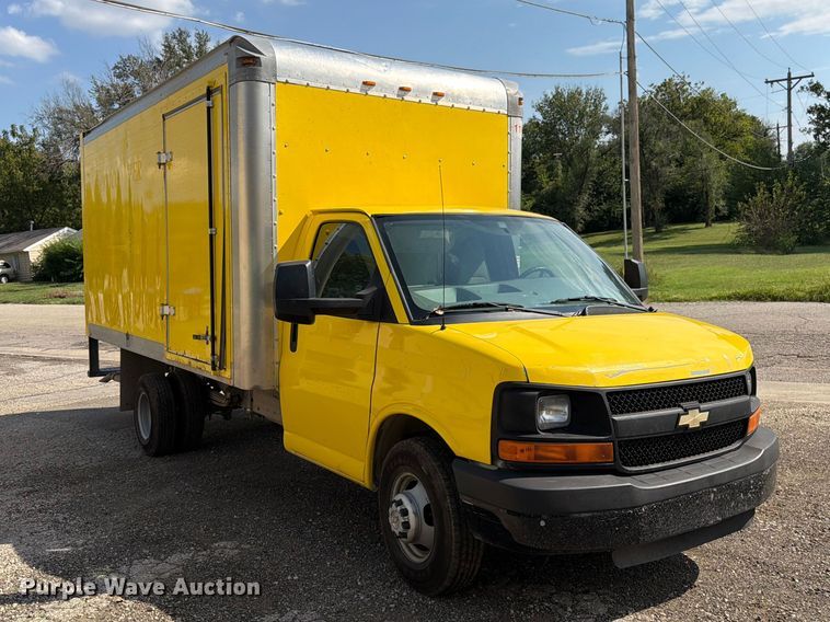 image for item FK3469 2012 Chevrolet Express G3500 box truck