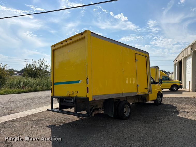 image for item FK3469 2012 Chevrolet Express G3500 box truck