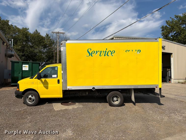 image for item FK3469 2012 Chevrolet Express G3500 box truck