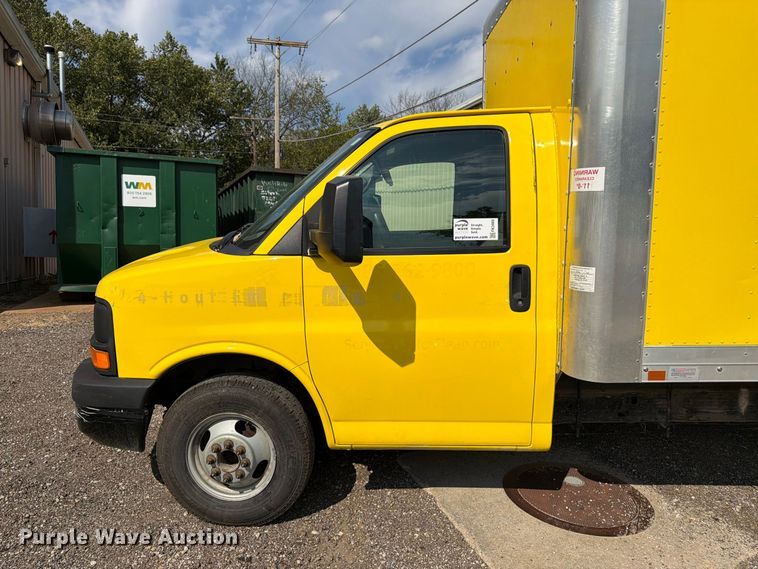 image for item FK3469 2012 Chevrolet Express G3500 box truck