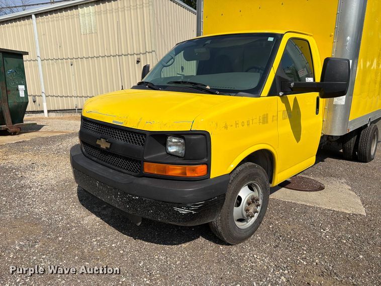 image for item FK3469 2012 Chevrolet Express G3500 box truck