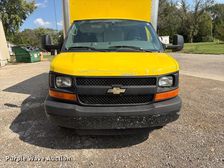 image for item FK3469 2012 Chevrolet Express G3500 box truck