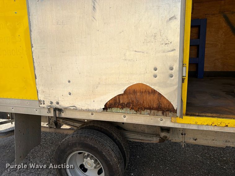 image for item FK3469 2012 Chevrolet Express G3500 box truck