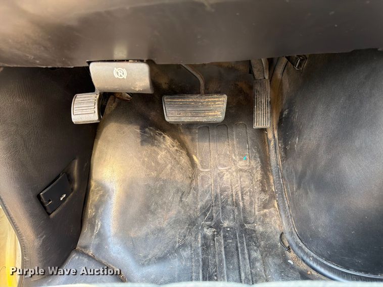 image for item FK3469 2012 Chevrolet Express G3500 box truck