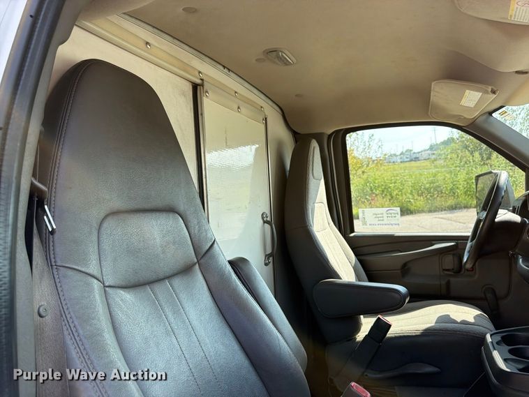 image for item FK3469 2012 Chevrolet Express G3500 box truck
