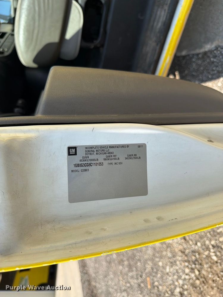 image for item FK3469 2012 Chevrolet Express G3500 box truck