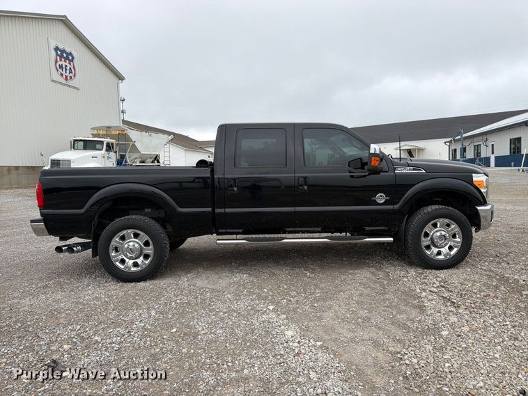 image for item FK3472 2016 Ford F250 Super Duty Crew Cab pickup truck
