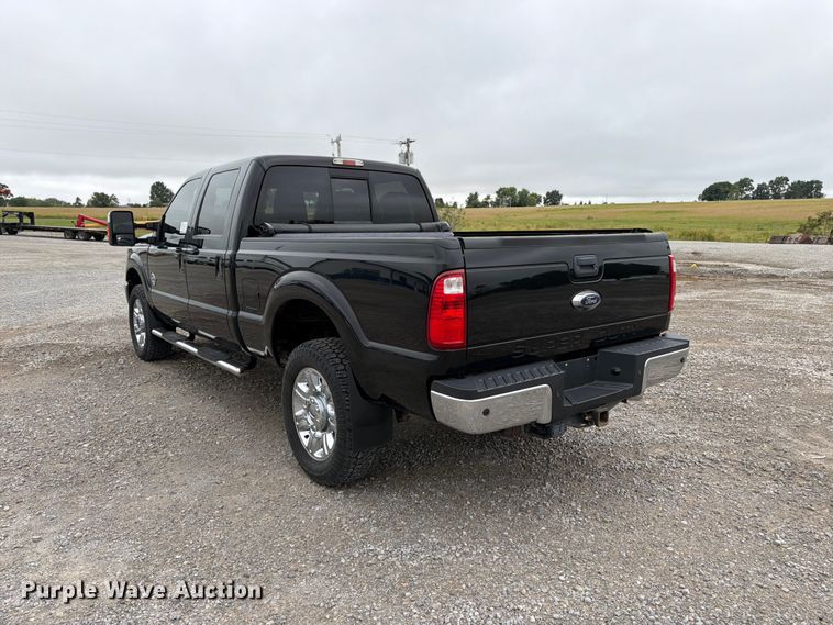 image for item FK3472 2016 Ford F250 Super Duty Crew Cab pickup truck