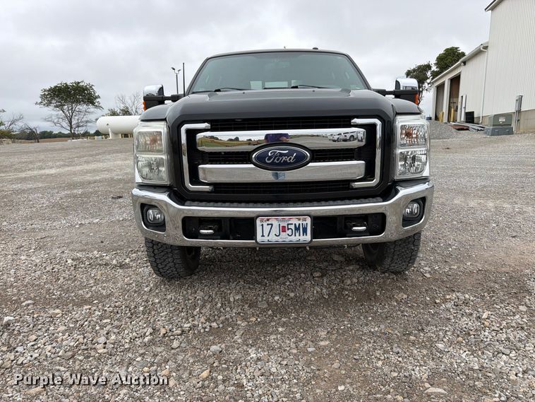 image for item FK3472 2016 Ford F250 Super Duty Crew Cab pickup truck