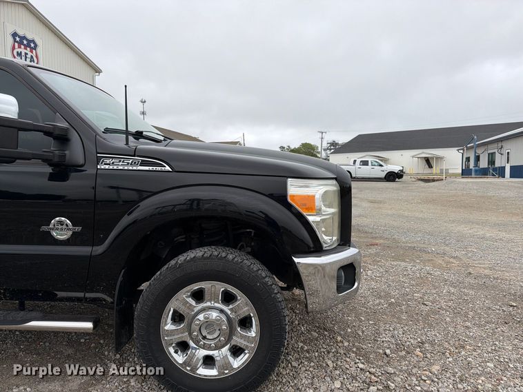 image for item FK3472 2016 Ford F250 Super Duty Crew Cab pickup truck