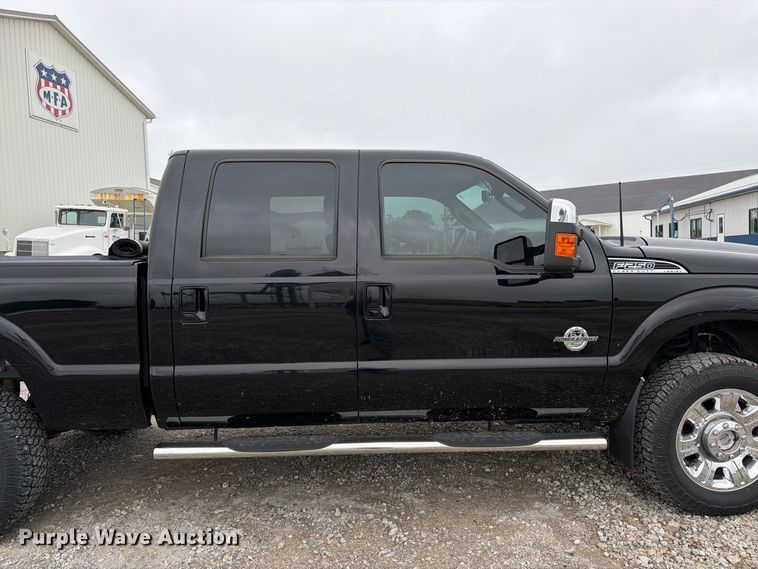 image for item FK3472 2016 Ford F250 Super Duty Crew Cab pickup truck