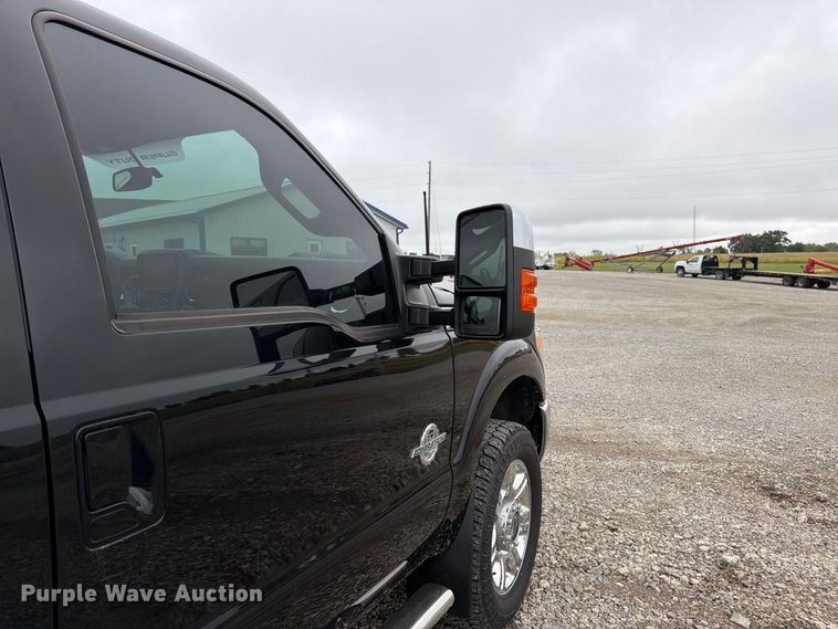 image for item FK3472 2016 Ford F250 Super Duty Crew Cab pickup truck
