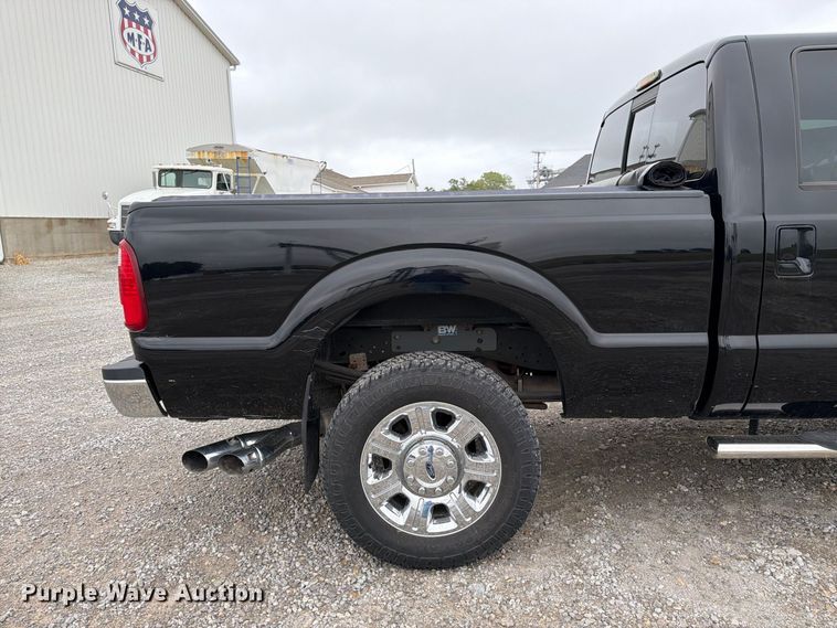 image for item FK3472 2016 Ford F250 Super Duty Crew Cab pickup truck