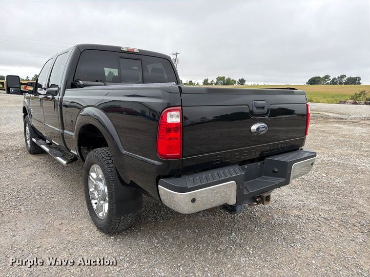 image for item FK3472 2016 Ford F250 Super Duty Crew Cab pickup truck