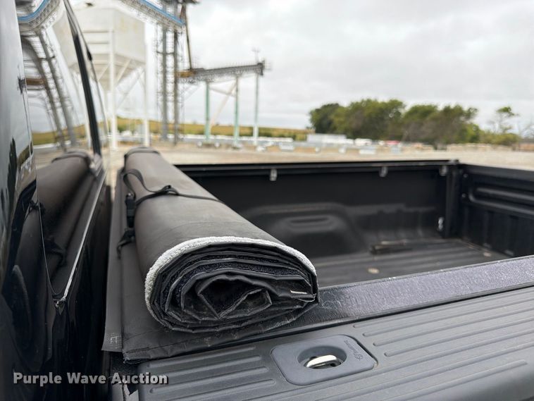 image for item FK3472 2016 Ford F250 Super Duty Crew Cab pickup truck
