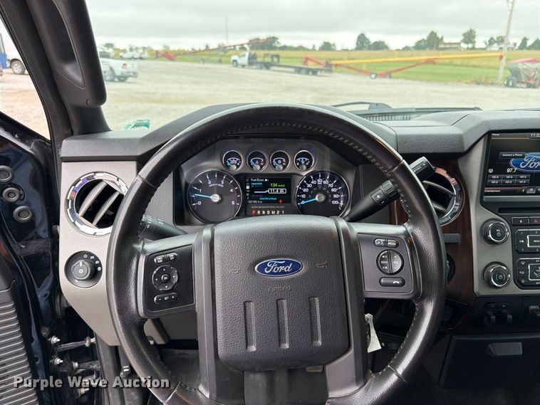 image for item FK3472 2016 Ford F250 Super Duty Crew Cab pickup truck