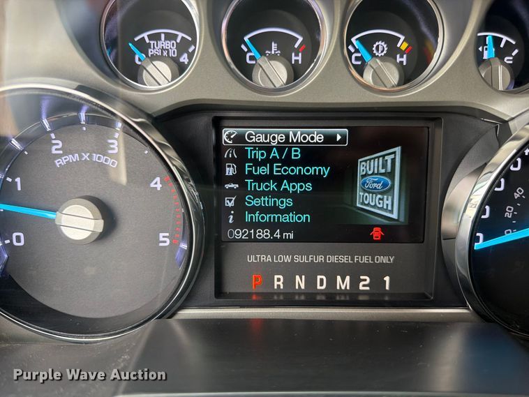 image for item FK3472 2016 Ford F250 Super Duty Crew Cab pickup truck