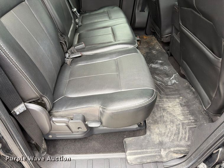 image for item FK3472 2016 Ford F250 Super Duty Crew Cab pickup truck