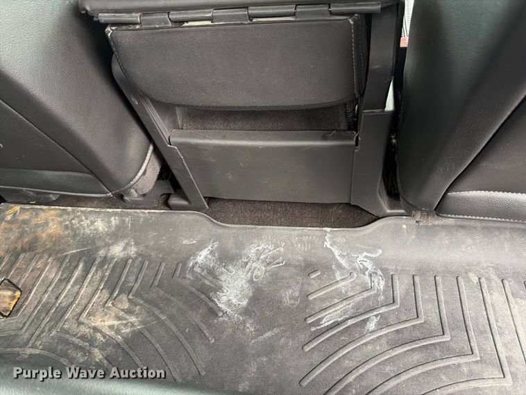 image for item FK3472 2016 Ford F250 Super Duty Crew Cab pickup truck