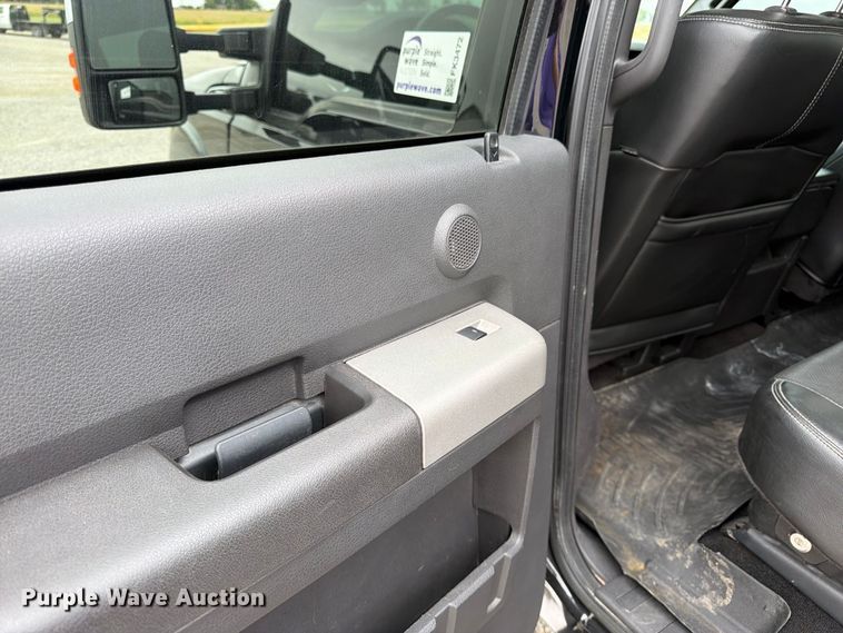 image for item FK3472 2016 Ford F250 Super Duty Crew Cab pickup truck