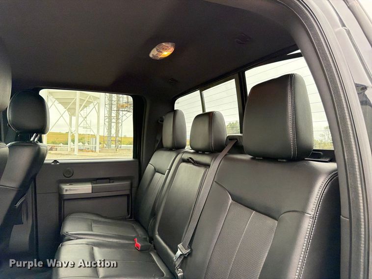 image for item FK3472 2016 Ford F250 Super Duty Crew Cab pickup truck