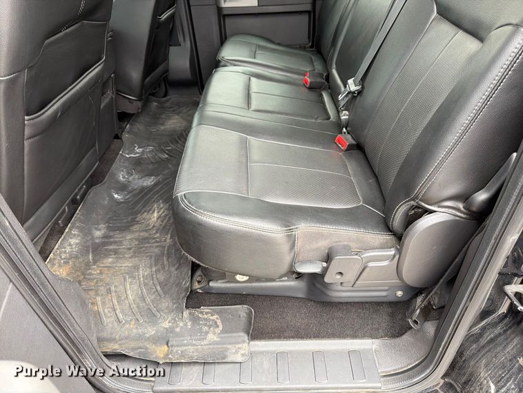 image for item FK3472 2016 Ford F250 Super Duty Crew Cab pickup truck