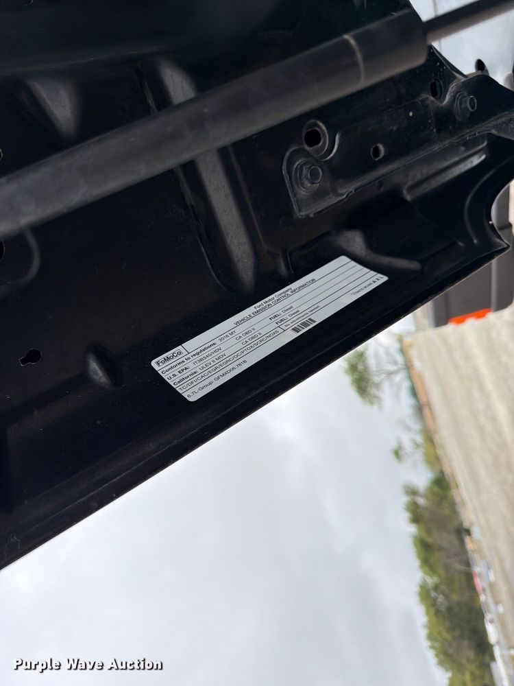 image for item FK3472 2016 Ford F250 Super Duty Crew Cab pickup truck