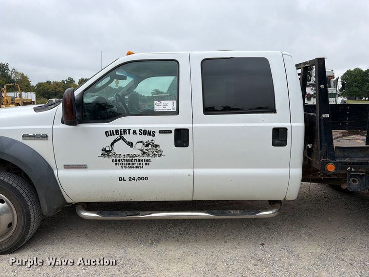image for item FK3481 2005 Ford F450 Crew Cab flatbed truck