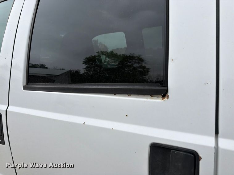 image for item FK3481 2005 Ford F450 Crew Cab flatbed truck