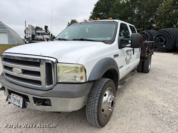 image for item FK3481 2005 Ford F450 Crew Cab flatbed truck
