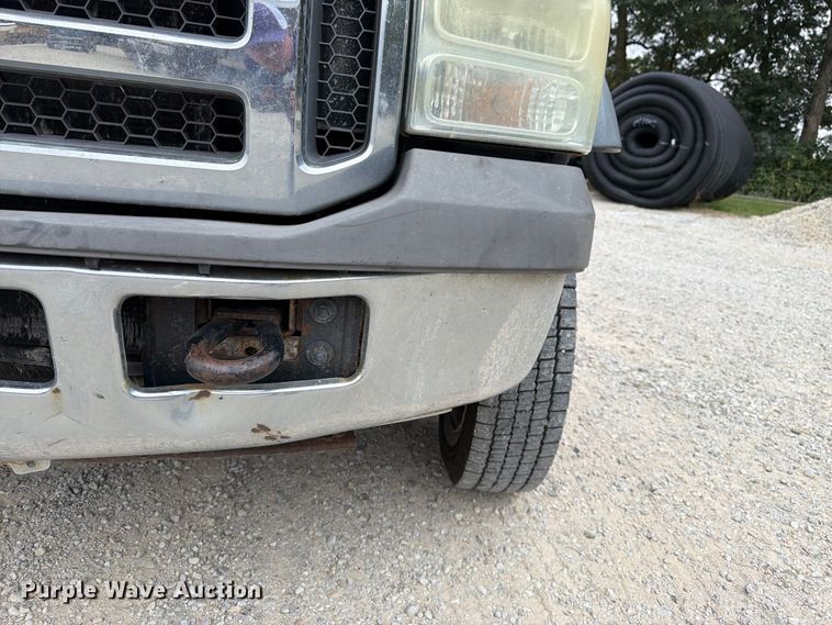 image for item FK3481 2005 Ford F450 Crew Cab flatbed truck
