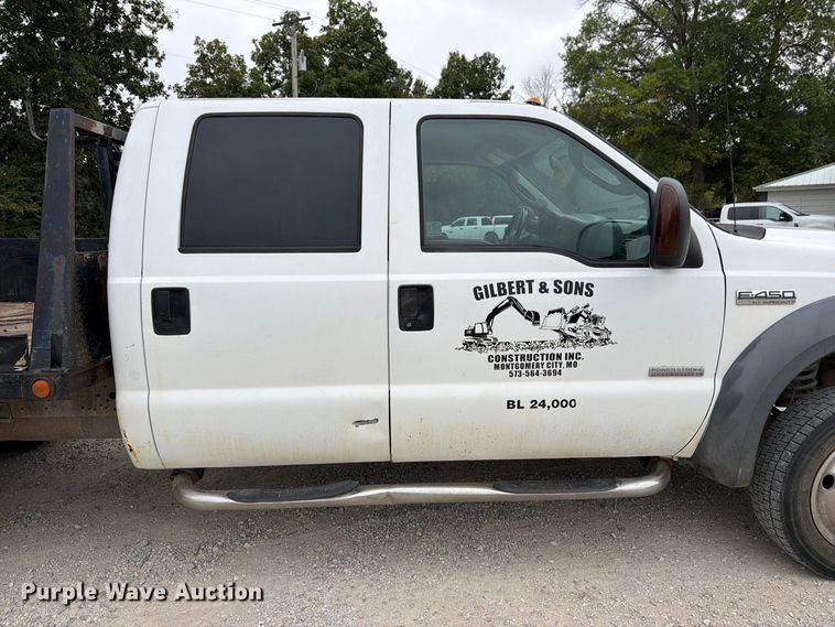image for item FK3481 2005 Ford F450 Crew Cab flatbed truck