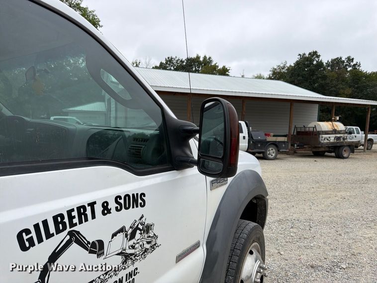 image for item FK3481 2005 Ford F450 Crew Cab flatbed truck