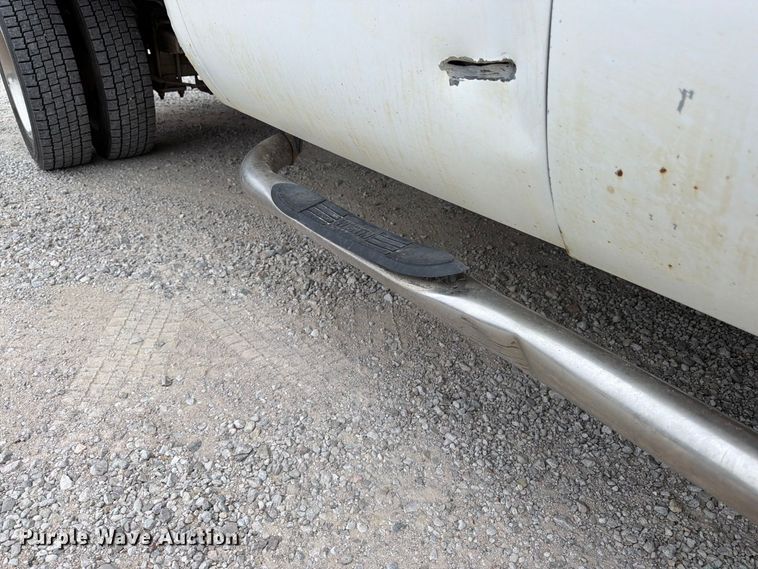 image for item FK3481 2005 Ford F450 Crew Cab flatbed truck