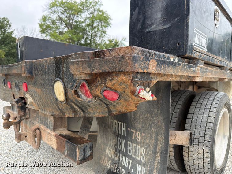 image for item FK3481 2005 Ford F450 Crew Cab flatbed truck