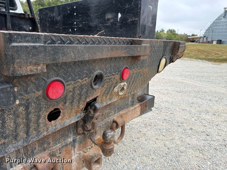 image for item FK3481 2005 Ford F450 Crew Cab flatbed truck