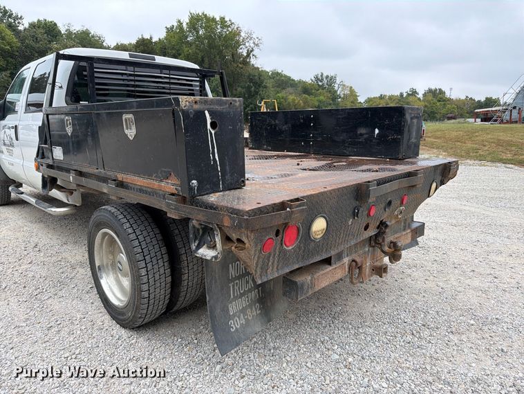image for item FK3481 2005 Ford F450 Crew Cab flatbed truck