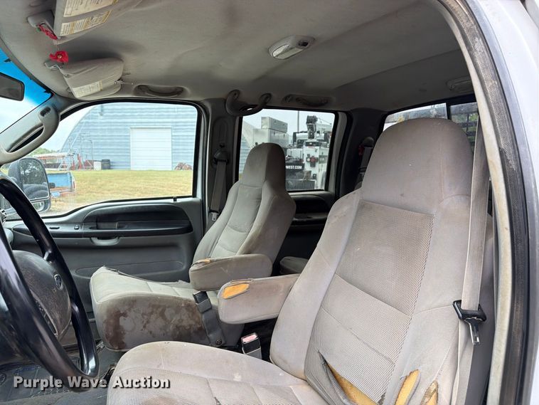 image for item FK3481 2005 Ford F450 Crew Cab flatbed truck