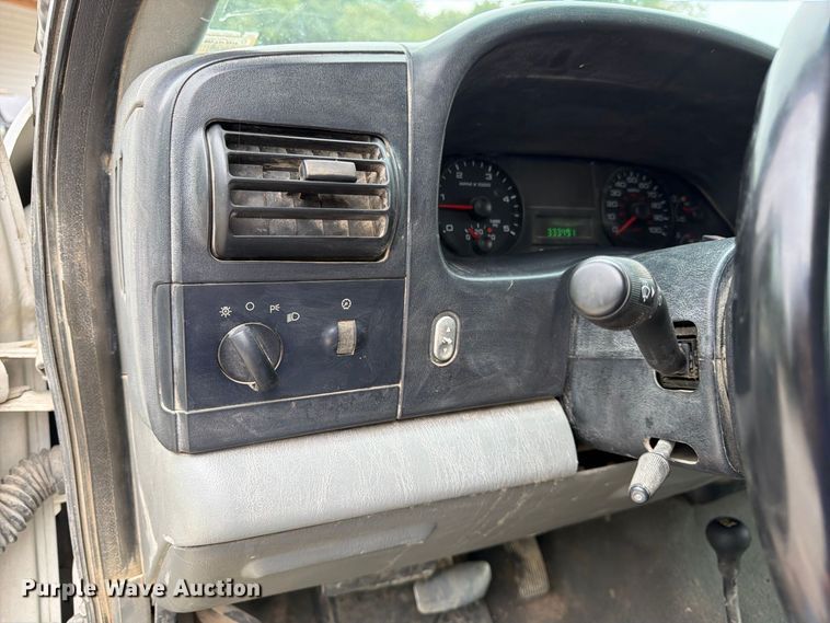 image for item FK3481 2005 Ford F450 Crew Cab flatbed truck