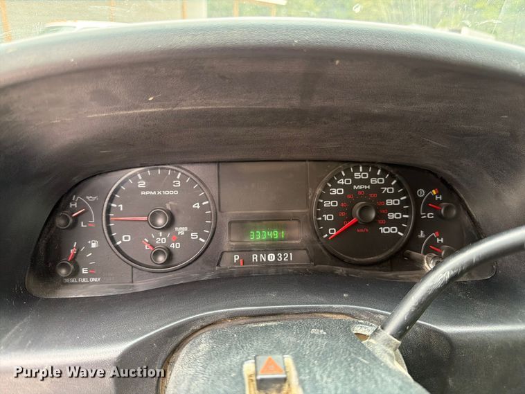 image for item FK3481 2005 Ford F450 Crew Cab flatbed truck