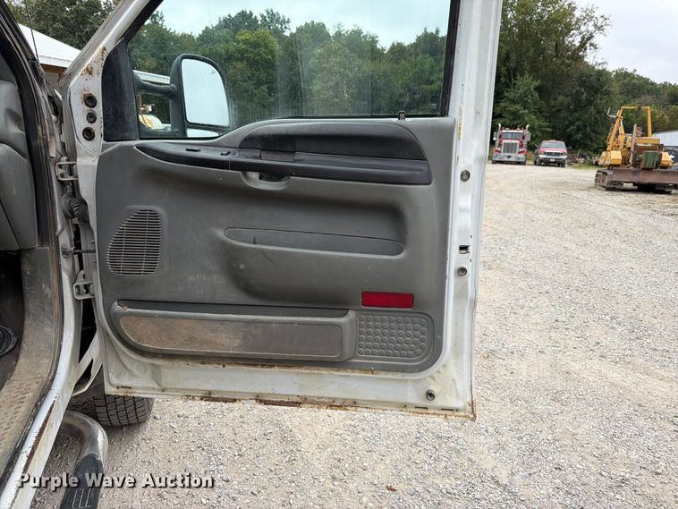 image for item FK3481 2005 Ford F450 Crew Cab flatbed truck