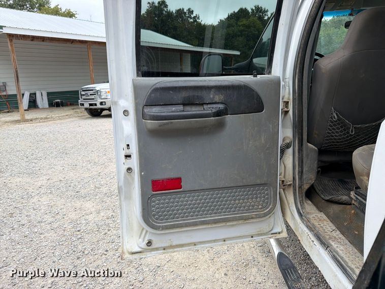 image for item FK3481 2005 Ford F450 Crew Cab flatbed truck