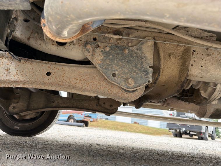 image for item FK3481 2005 Ford F450 Crew Cab flatbed truck