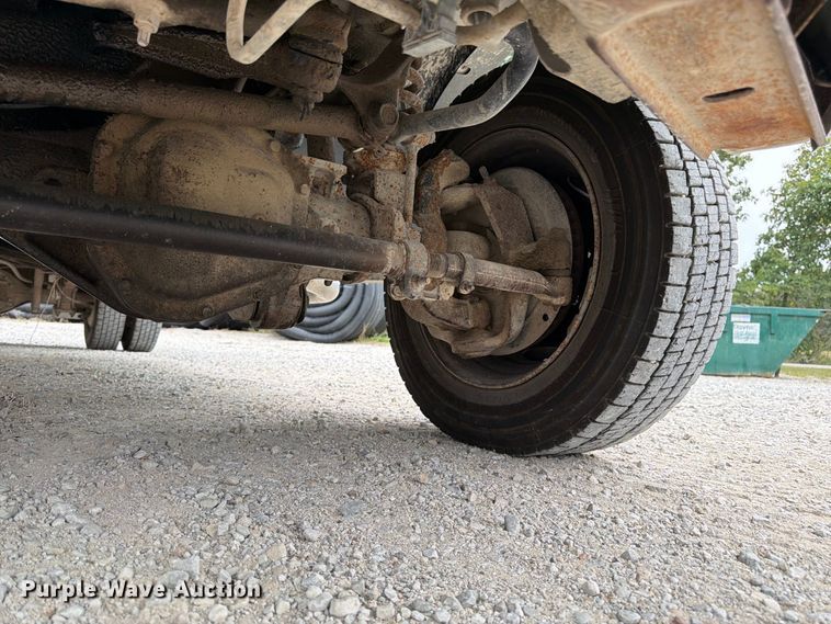 image for item FK3481 2005 Ford F450 Crew Cab flatbed truck