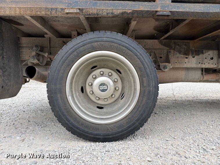 image for item FK3481 2005 Ford F450 Crew Cab flatbed truck