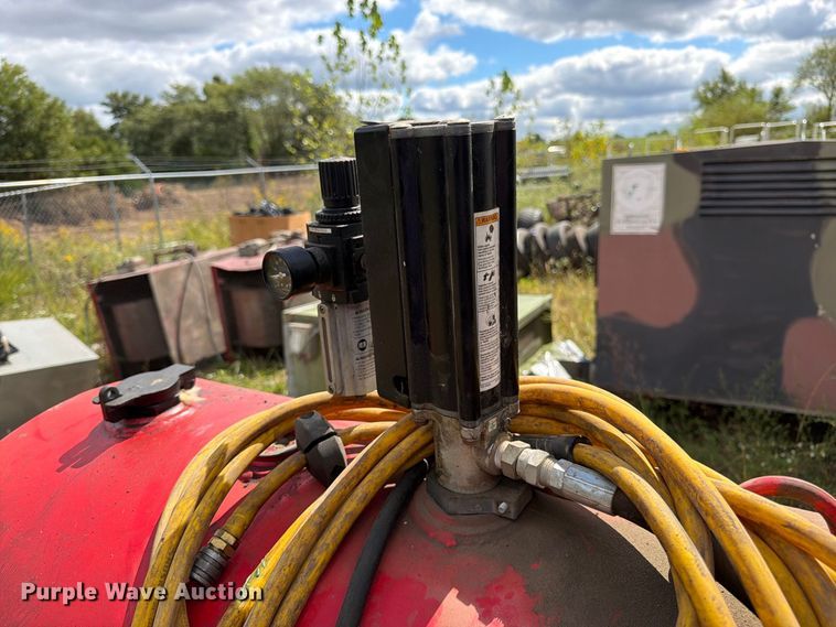 image for item FK3487 Oil tank