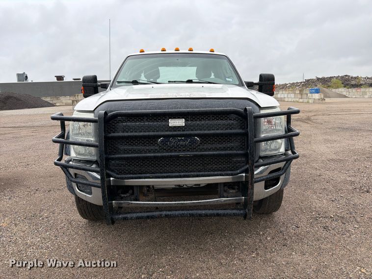 image for item FK3681 2015 Ford F550 Super Duty Ext. Cab truck cab and chassis